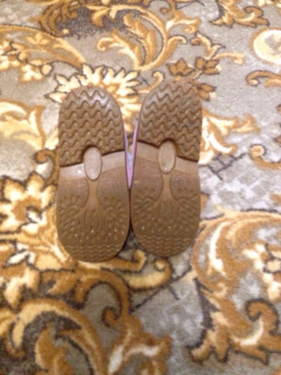 срочно продам сандалики ортека за символич плату 25 рр одинц р-н