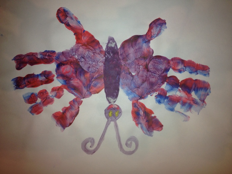 Новогодний календарь детскими ладошками