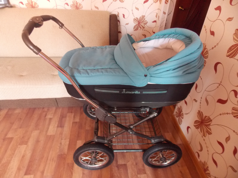 Продаю детскую коляску 2 в 1 Roan Marita