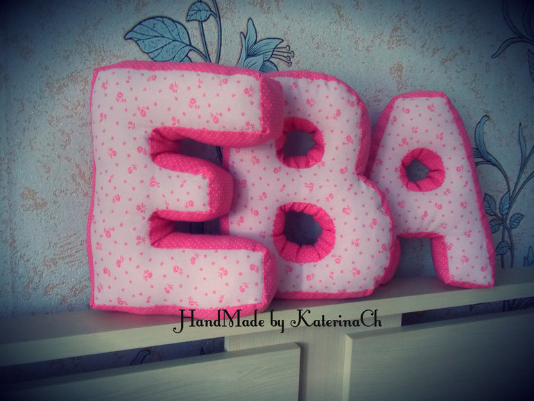 Интерьерные буквы-подушки "ЕВА"