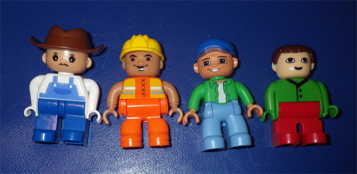 Сравнение конструкторов Lego DUPLO, ANDRONI GIOCATTOLI (Unico), SLUBAN и JDLT.
