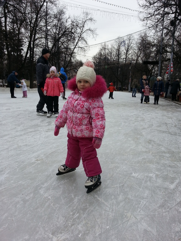 на коньках