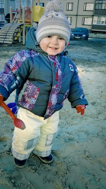 Гипоплазия с дисплазией правой почки, незначительное расширение мочеточника слева