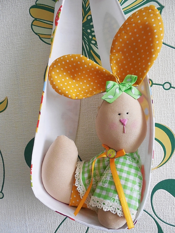 зайчик в гамаке