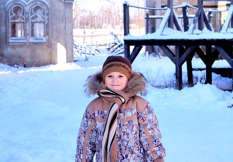 Весь покрытый инеем, абсолютно весь...