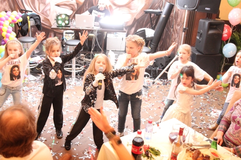 День рождения подружки!