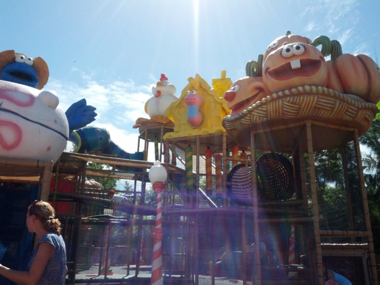 Отель и парк Port Aventura, а также новый аквапарк Costa Caribe Aquatic Park