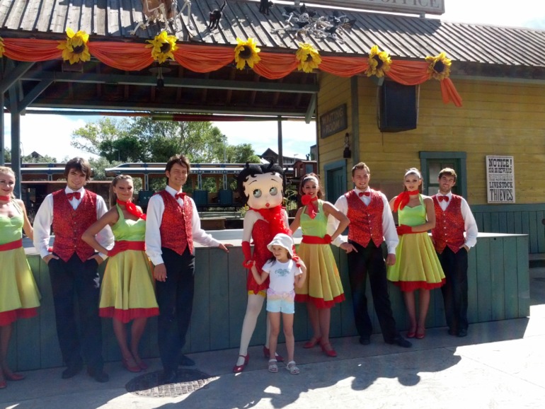 Отель и парк Port Aventura, а также новый аквапарк Costa Caribe Aquatic Park