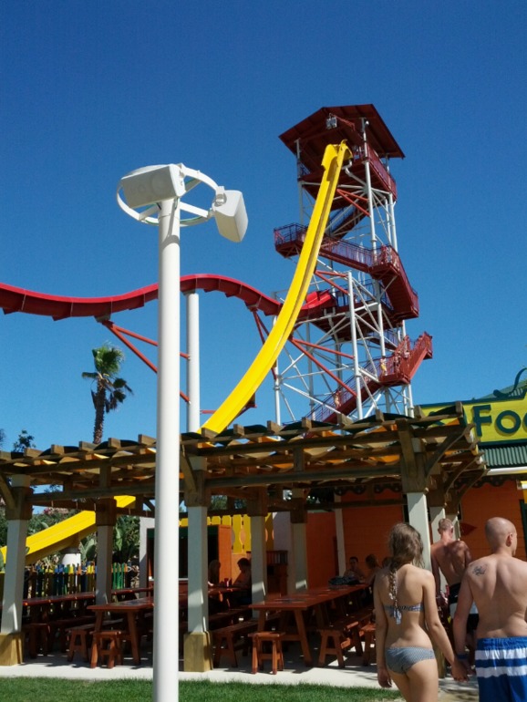 Отель и парк Port Aventura, а также новый аквапарк Costa Caribe Aquatic Park