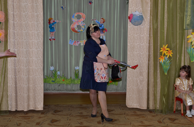 Утренник 8 марта