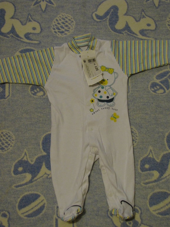 Комбинезоны 3 штуки - 500 рублей