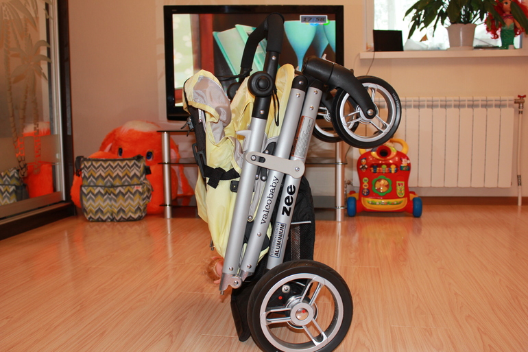 Valco Baby Zee в цвете Citrine!!! Много фото!