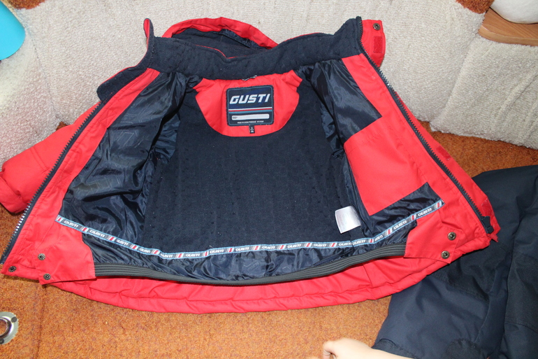 Зимний костюм Gusti на 3 года...