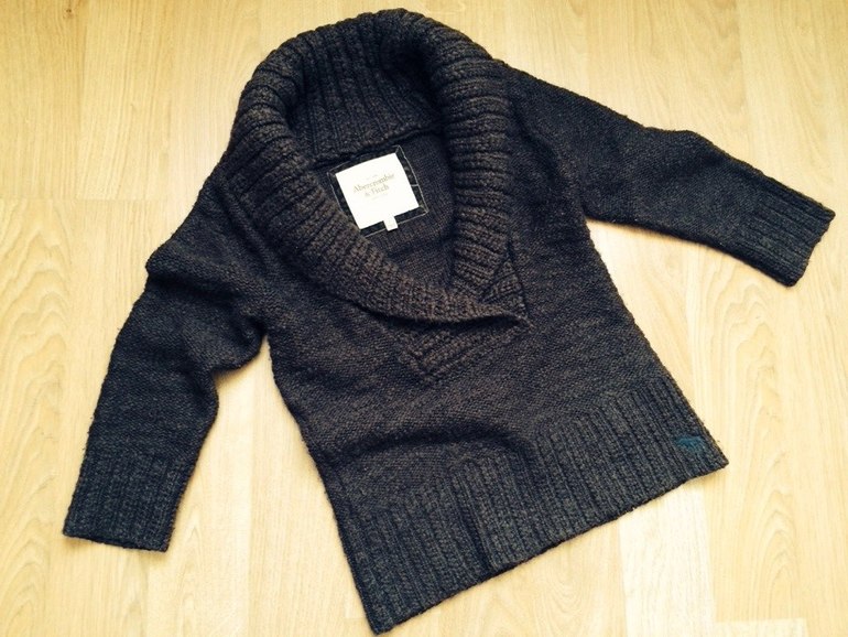 вещи Б/У . Приятные цены !!