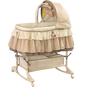 прикупили колыбельку.