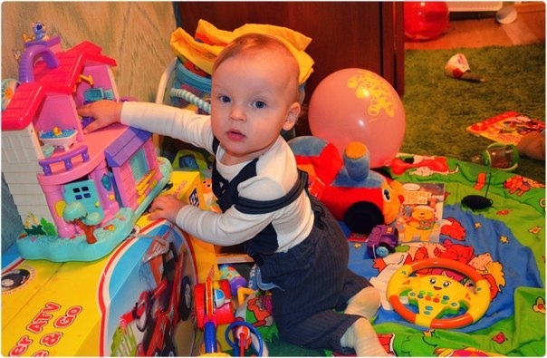 Нам годик с Винни)