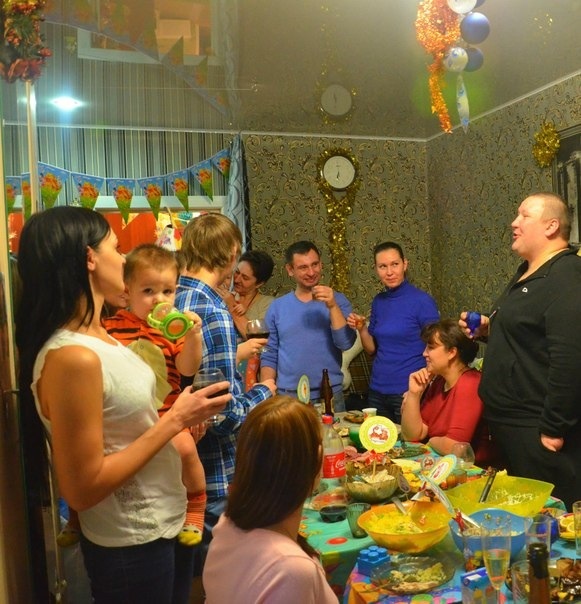 Нам годик с Винни)