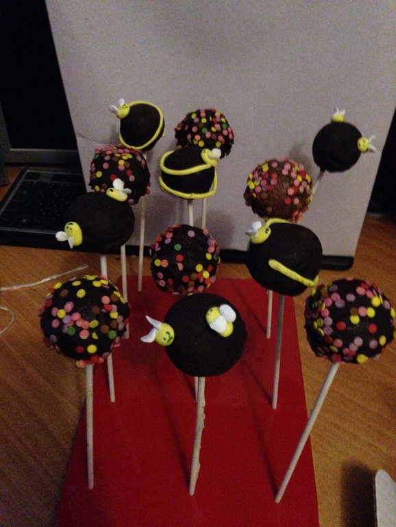 Нам годик с Винни)