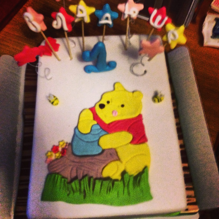 Нам годик с Винни)