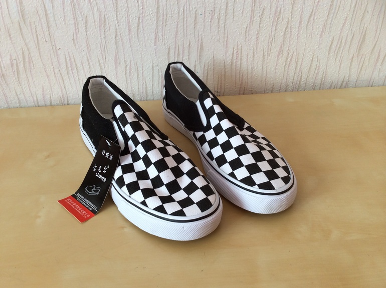 Классные летние тапочки для мужчин! Размер 43 (26,5см)