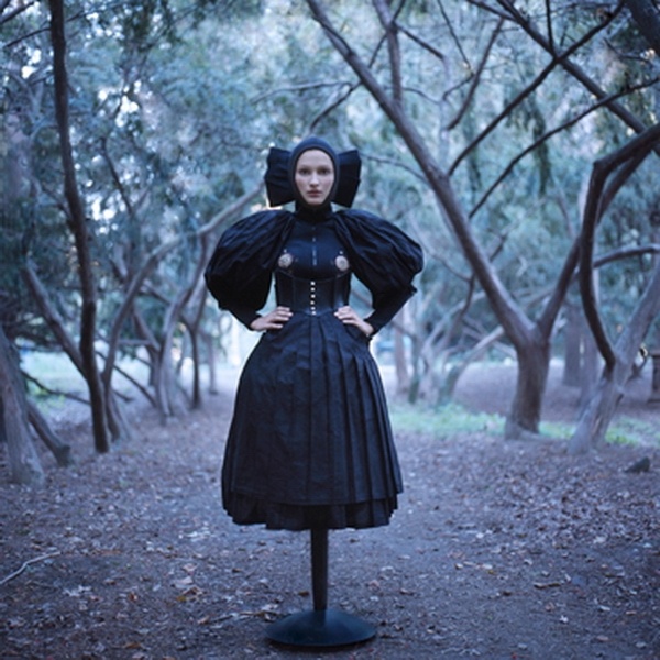 Самые странные фотографии из мира моды.