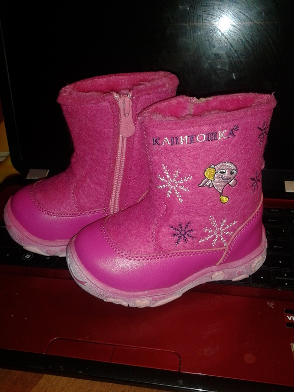 Обувь для девочки! Новая!