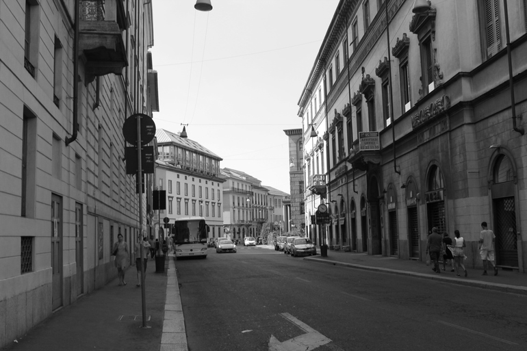 Летний европейский трип 2013 с годовасиком. Часть 8. Милан и как мы не попали в Цюрих