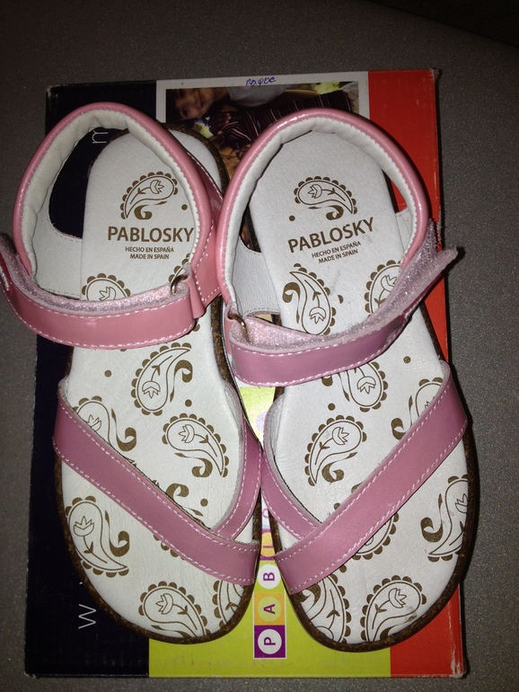 Босоножки Pablosky новые  30 р.