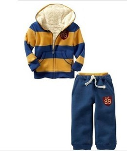 ТЕПЛЫЕ КОСТЮМЫ GAP (полностью на меховом подкладе),4600-5200 тенге, размеры 80-140