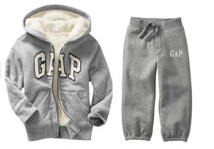 ТЕПЛЫЕ КОСТЮМЫ GAP (полностью на меховом подкладе),4600-5200 тенге, размеры 80-140