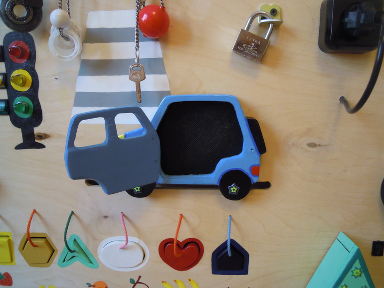 Развивающий пульт.