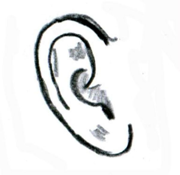 Продолжаем рисовать мамин портрет. Учимся рисовать ухо