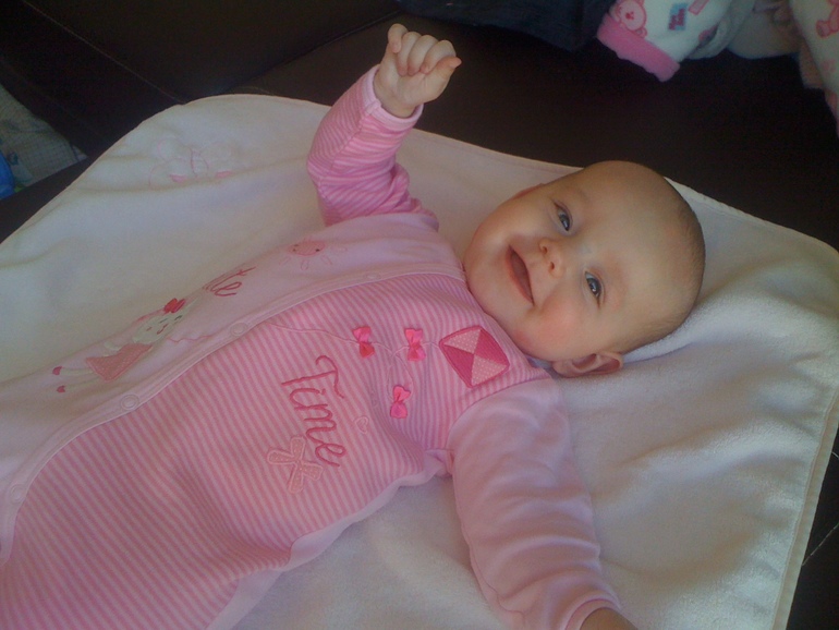 Чья доча мамина или папина?