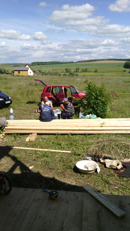 Земля в Москве