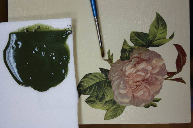 Приступила к заказу на мини-комодик. Серия 9