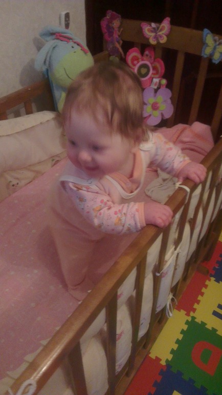 6 мес 18 дней  встала