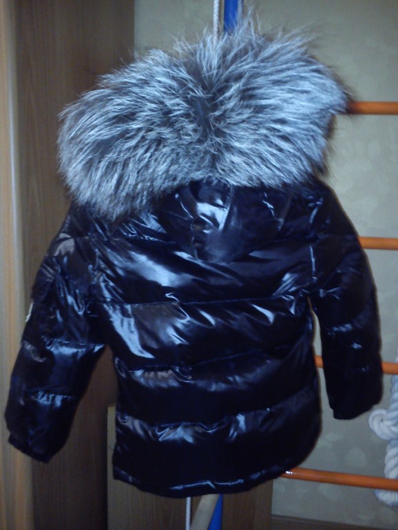 Moncler 4 года