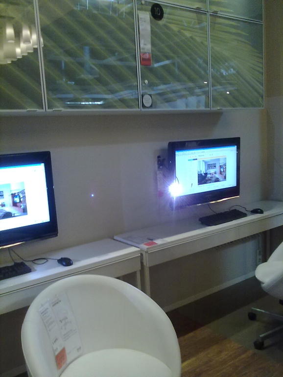 Интерьеры с экспозиций.