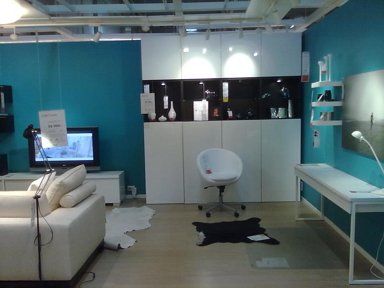 Интерьеры с экспозиций.