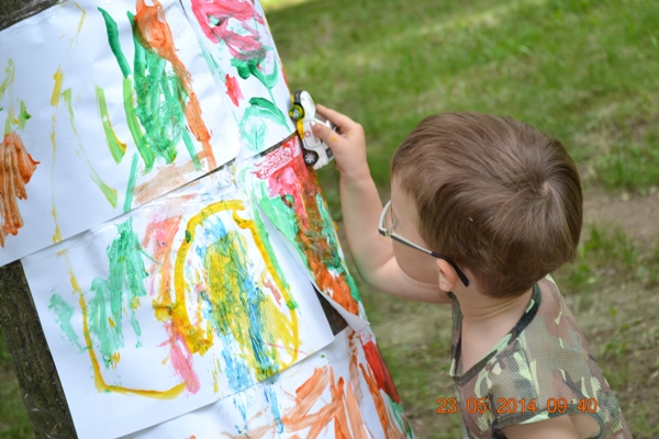 Игры на улице. Домик для фей