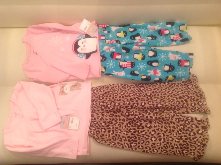 Carters на 24 месяца и 2T