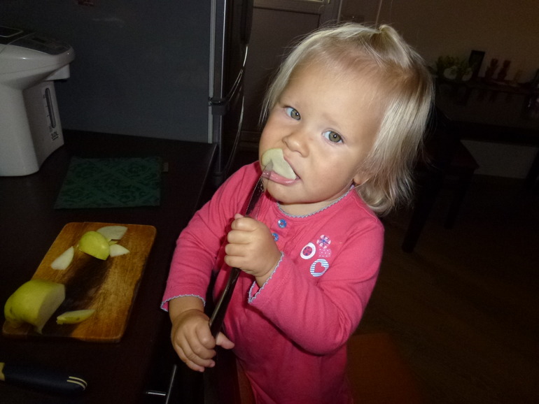 ФМ Готовим с детьми. Шарлотка.