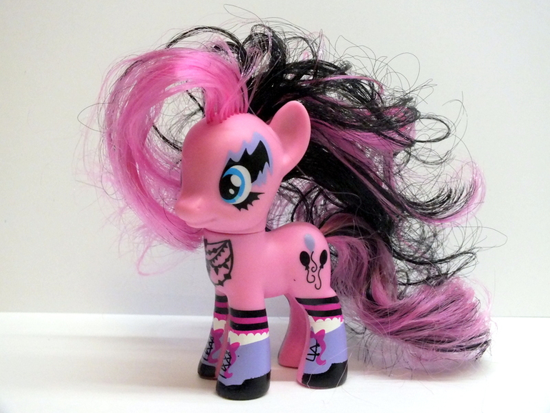 Фигурки пони из мультфильма-сериала MY LITTLE PONY