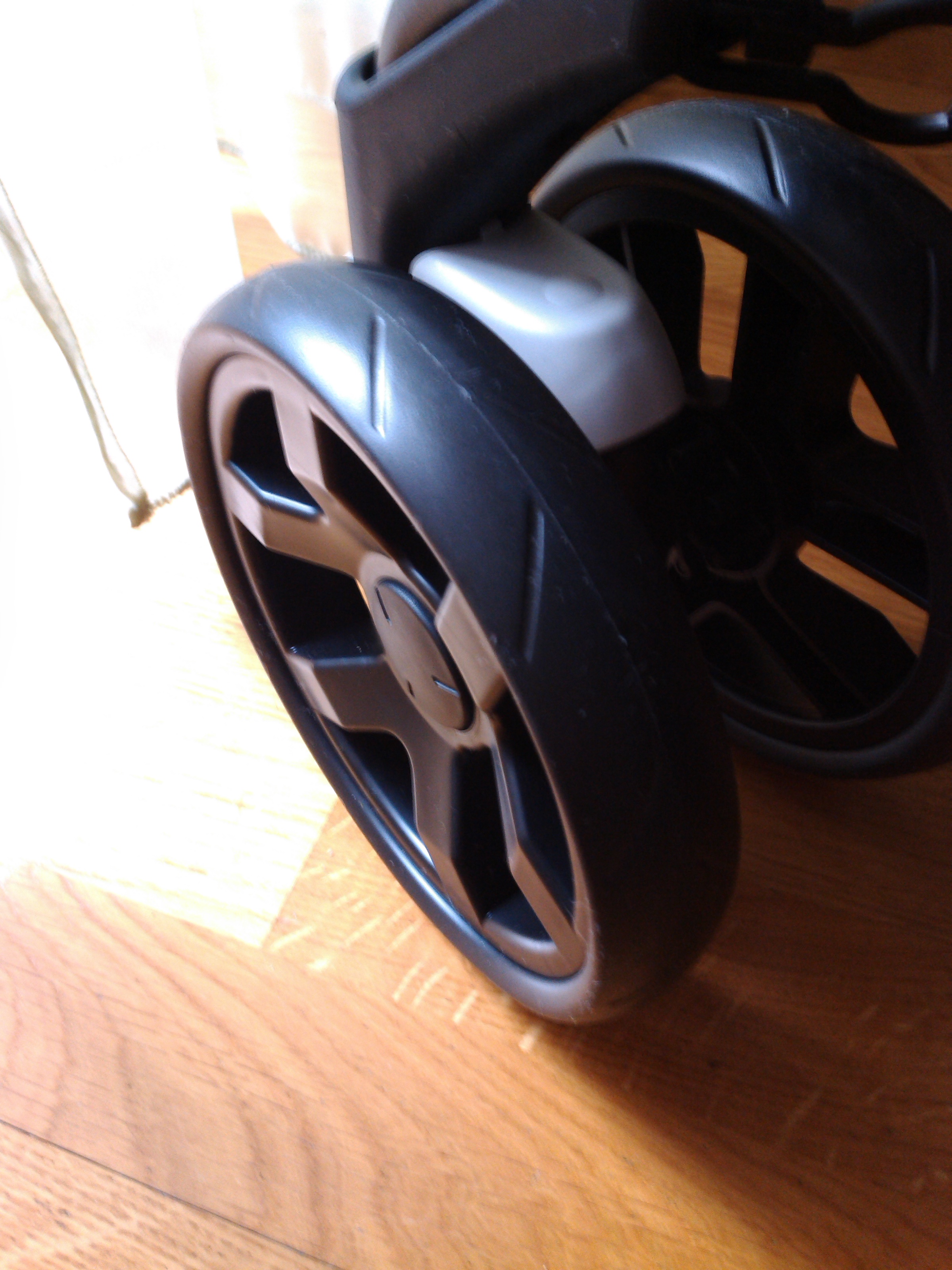 приехала наша тачка)