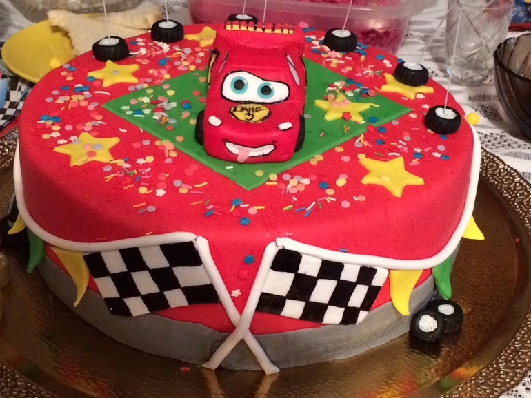 Тортик для близнецов, врача, юбилейный 35 лет и макквинчик!