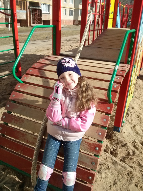 0645ecf22ab4cd792dcd3f03253b55c7.jpg