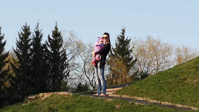 Нам 9 месяцев и 17 дней