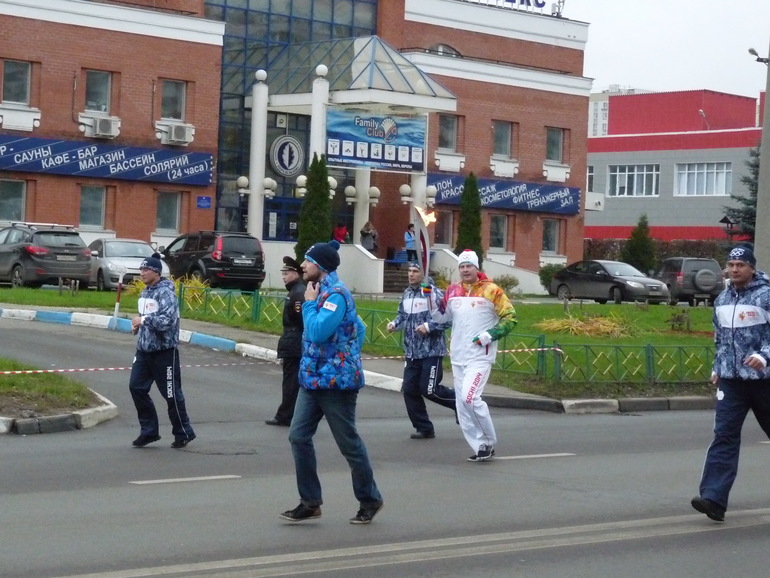 Эстафета олимпийского огня в Переделкино