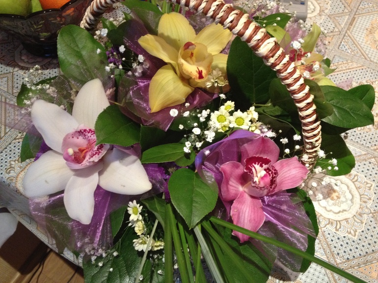 Девочки, дорогие! С праздником!!!!