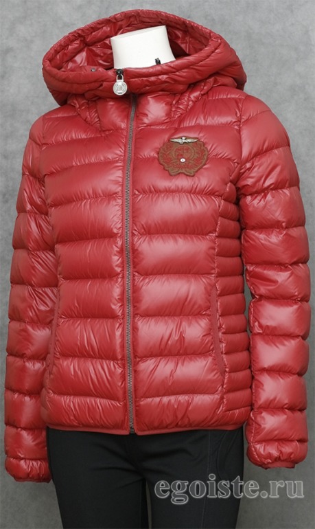 Выбор женской верхней одежды в интернет-магазине EGOISTE